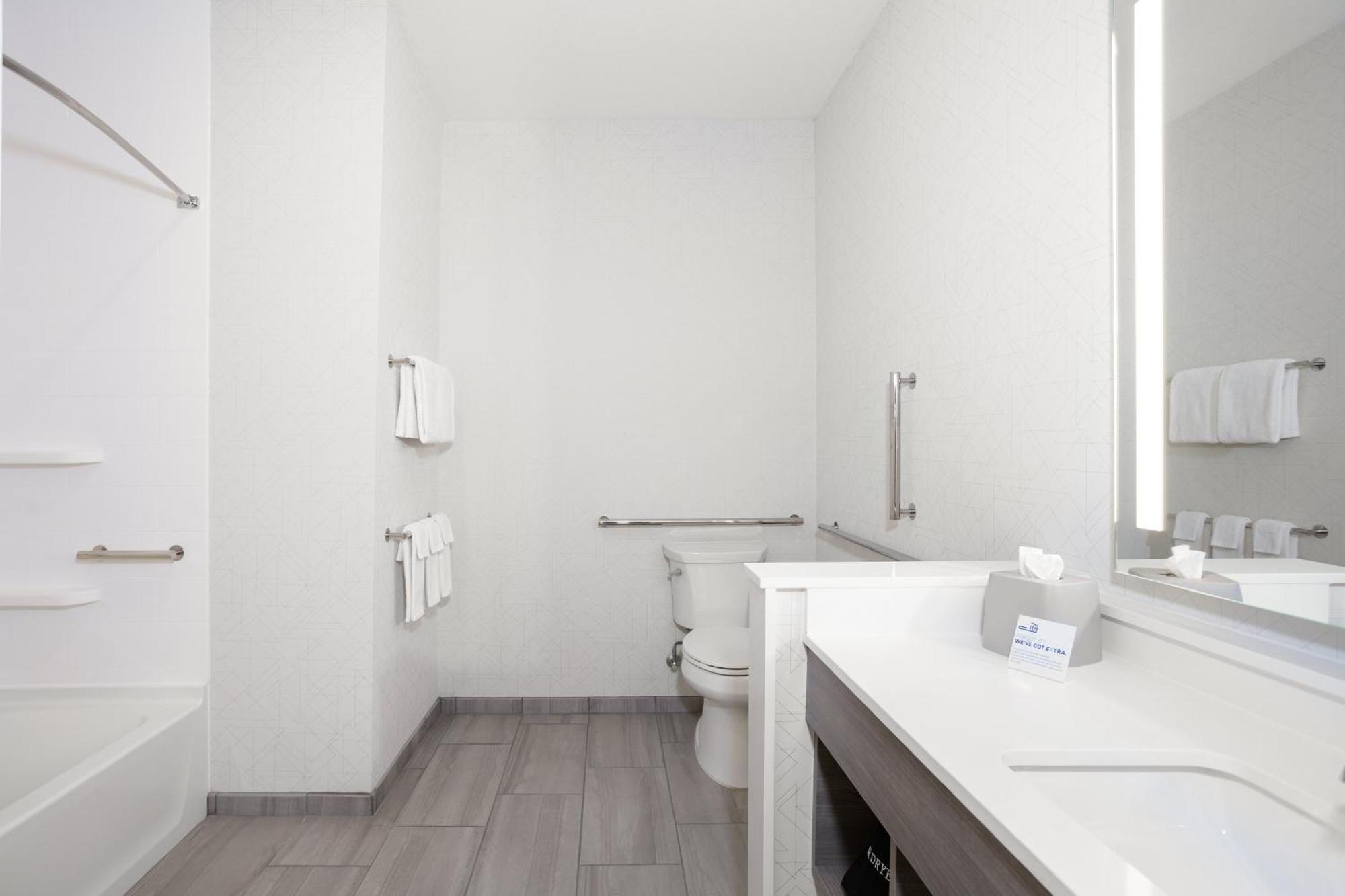 Holiday Inn Express & Suites Oak Ridge By Ihg Buitenkant foto