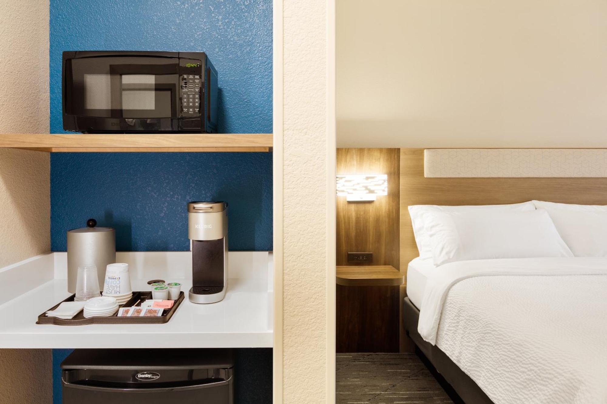 Holiday Inn Express & Suites Oak Ridge By Ihg Buitenkant foto