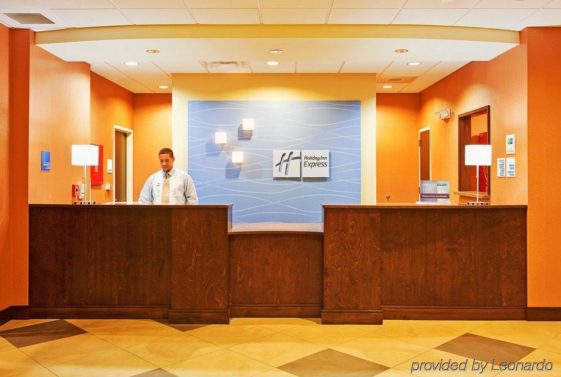 Holiday Inn Express & Suites Oak Ridge By Ihg Buitenkant foto