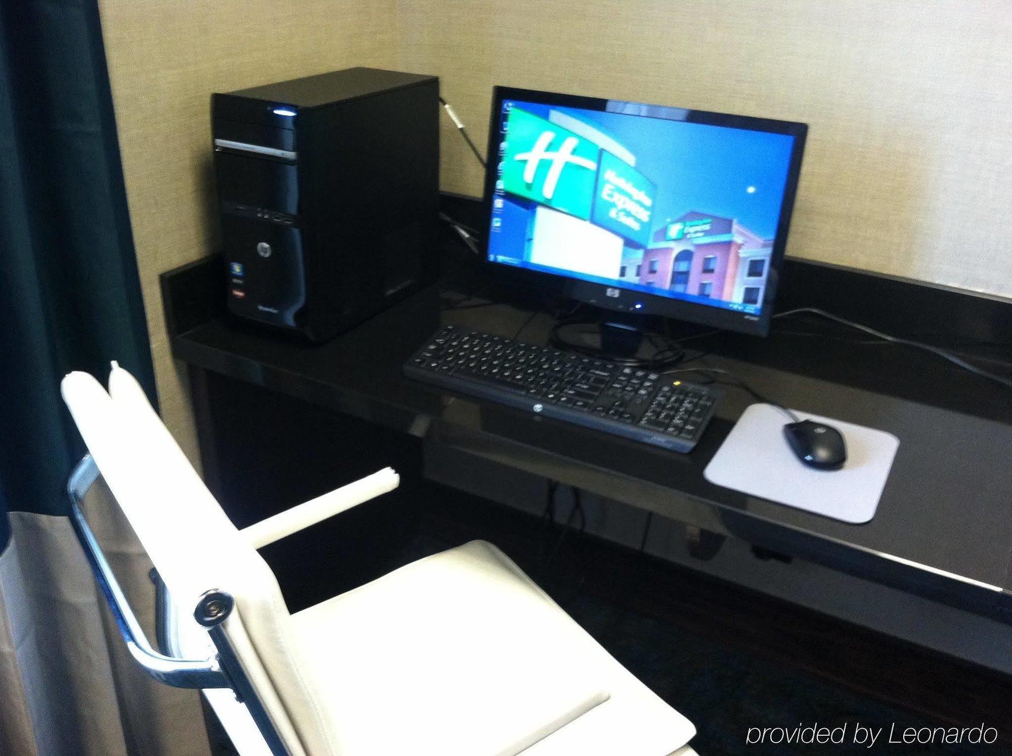 Holiday Inn Express & Suites Oak Ridge By Ihg Buitenkant foto